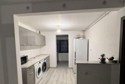 Apartament cu 2 camere decomandat în Far - 2