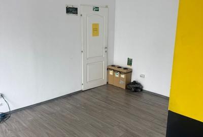 Spațiu comercial, de 50 mp, în Central - 1