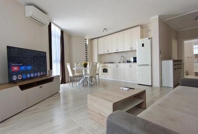 Apartament cu 2 camere, mobilat în Soarelui