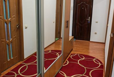 Apartament cu 2 camere semidecomandat în Km 5 - 9