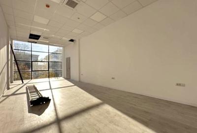 Spațiu comercial, de 20 mp, în Central - 2