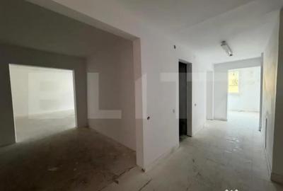 Spațiu comercial, de 333 mp, în Central