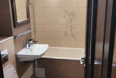 Apartament cu 2 camere semidecomandat în Exterior Vest