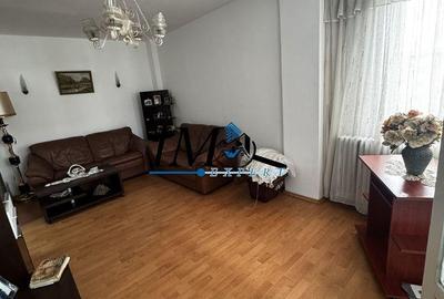 Apartament cu 3 camere decomandat în Ampoi 3 - 2