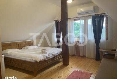 Casă cu 9 camere cu Teren 3600 Mp în Săliște