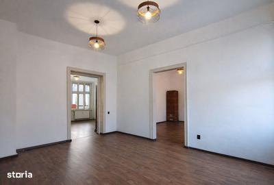 Spațiu comercial, de 150 mp, în Central - 10