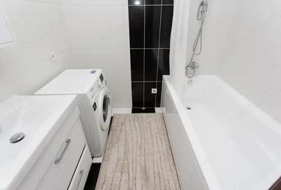 Apartament cu 2 camere decomandat în Tractorul