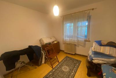 Apartament cu 4 camere decomandat în Nicolina - 6