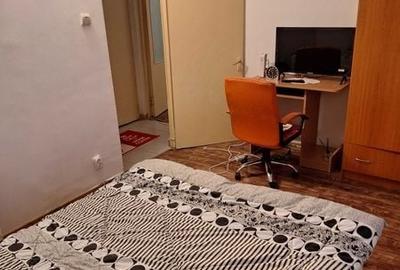 Apartament cu 2 camere semidecomandat în Micro 4 - 3