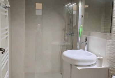 Apartament cu 2 camere decomandat în 13 Septembrie - 6