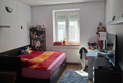 Apartament cu 2 camere decomandat în Astra