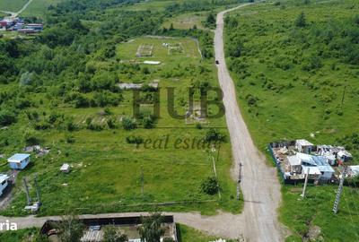 Teren de 7435 mp, în Central - 4