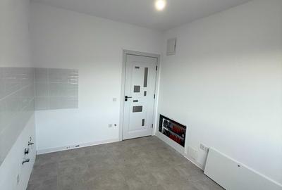 Casă cu 4 camere în Teișani - 3