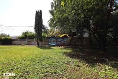 Casă cu 4 camere cu Teren 597 Mp în Central