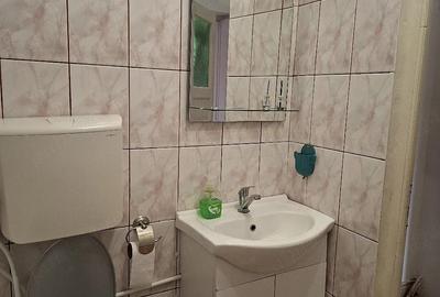 Apartament cu 3 camere semidecomandat în Calea Turzii - 4