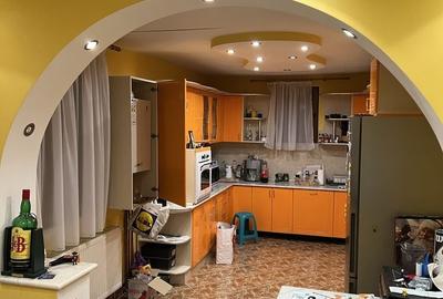 Casă cu 4 camere în Central - 10