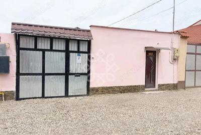 Casă cu 2 camere cu Teren 226 Mp în Iosia
