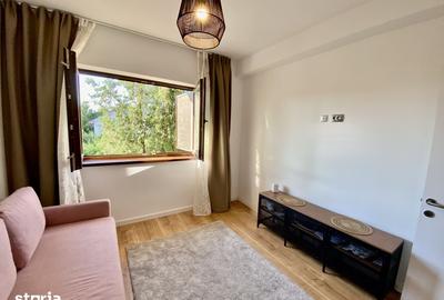Casă cu 5 camere cu Teren 260 Mp în Corbeanca