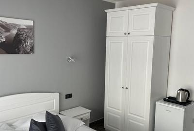 Spațiu comercial, de 883 mp, în Eșelnița - 2