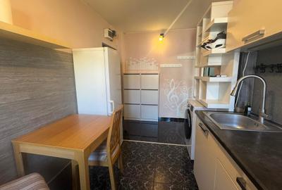 Apartament cu 2 camere semidecomandat în Soarelui - 13