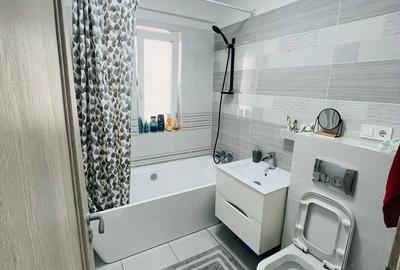 Apartament cu 2 camere decomandat în Hlincea