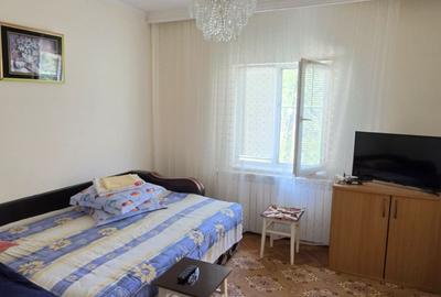 Apartament cu 4 camere decomandat în Central - 4