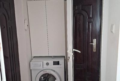 Garsonieră semidecomandată în Titan