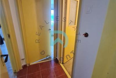 Apartament cu 2 camere decomandat în Dârste
