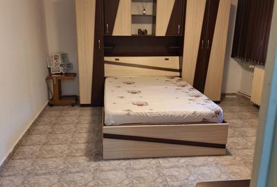 Garsonieră decomandată în Colentina