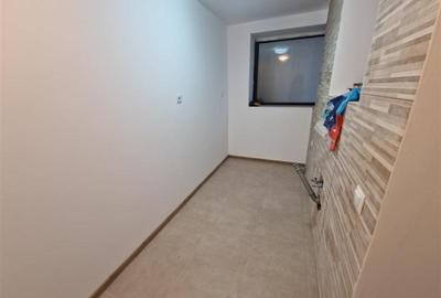 Duplex cu 12 camere cu Teren 1000 Mp în Romanii de Sus - 7