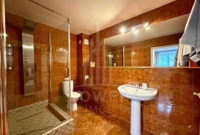 Casă individuală cu 8 camere cu Canalizare în Central - 38