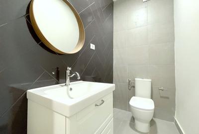 Birou, de 87 mp, în Ultracentral - 12