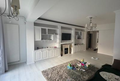 Apartament cu 3 camere decomandat, mobilat în Aviației
