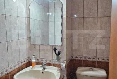Apartament cu 3 camere decomandat în Central - 11