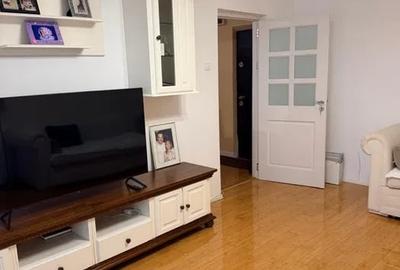 Apartament cu 3 camere, mobilat în Dristor
