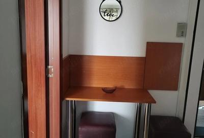 Apartament cu 2 camere decomandat în 13 Decembrie - 2