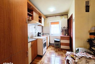 Apartament cu 3 camere decomandat în Micălaca