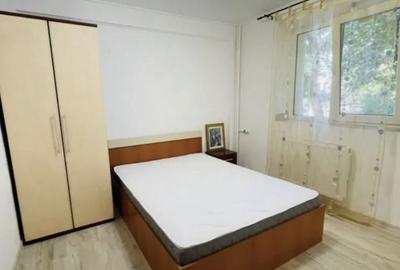 Apartament cu 3 camere decomandat, mobilat în Lacul Tei