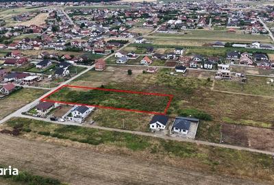 Teren de 4260 mp, în Sânmartin - 3