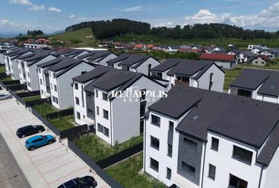 Apartament cu 3 camere decomandat în Sânpetru - 2