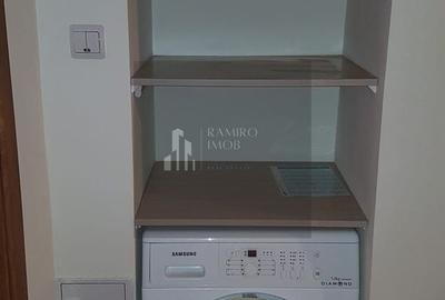 Apartament cu 2 camere decomandat în Apărătorii Patriei