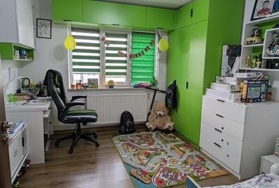 Apartament cu 3 camere decomandat în Tudor Vladimirescu
