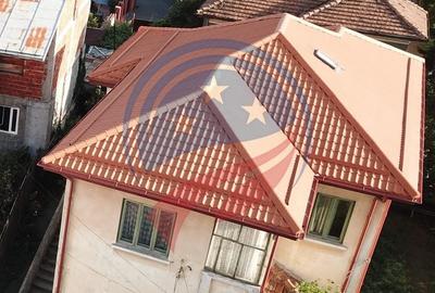 Casă individuală cu 9 camere cu Canalizare în Ultracentral - 4