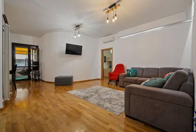 Apartament cu 3 camere semidecomandat, mobilat în Herăstrău