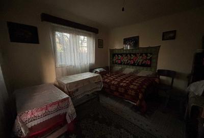 Casă cu 2 camere în Coada Izvorului