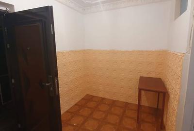 Garsonieră decomandată în Central - 9