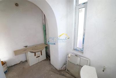 Apartament cu 2 camere semidecomandat în Florești - 3