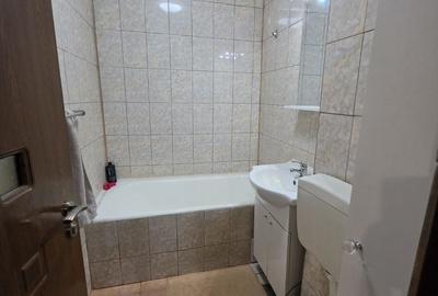 Apartament cu 2 camere semidecomandat în 1 Decembrie 1918
