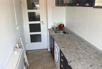 Garsonieră decomandată în 13 Septembrie