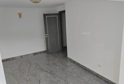 Apartament semidecomandat în Central